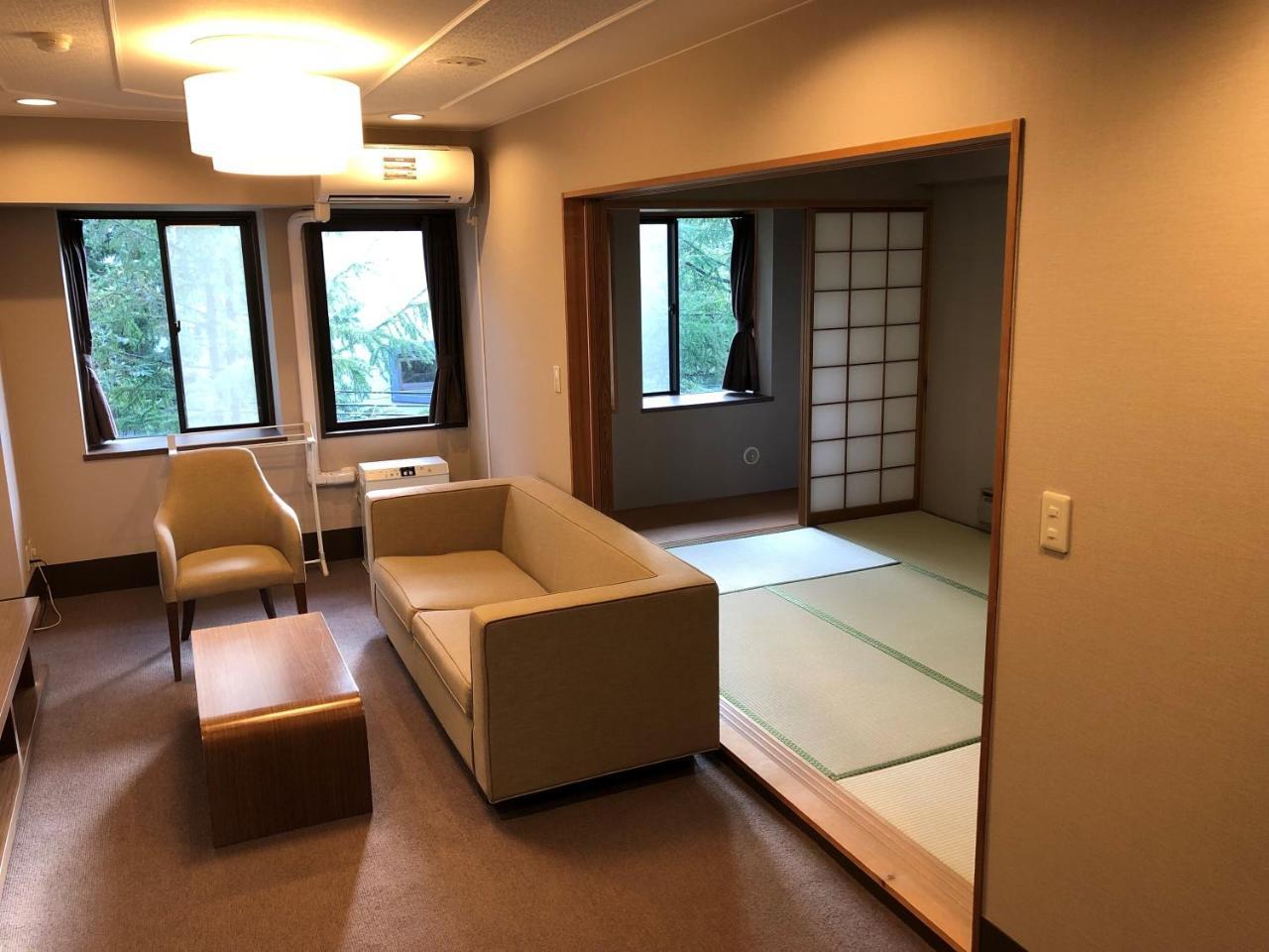 ホテル縁の杜 山中湖 Яманакако Экстерьер фото